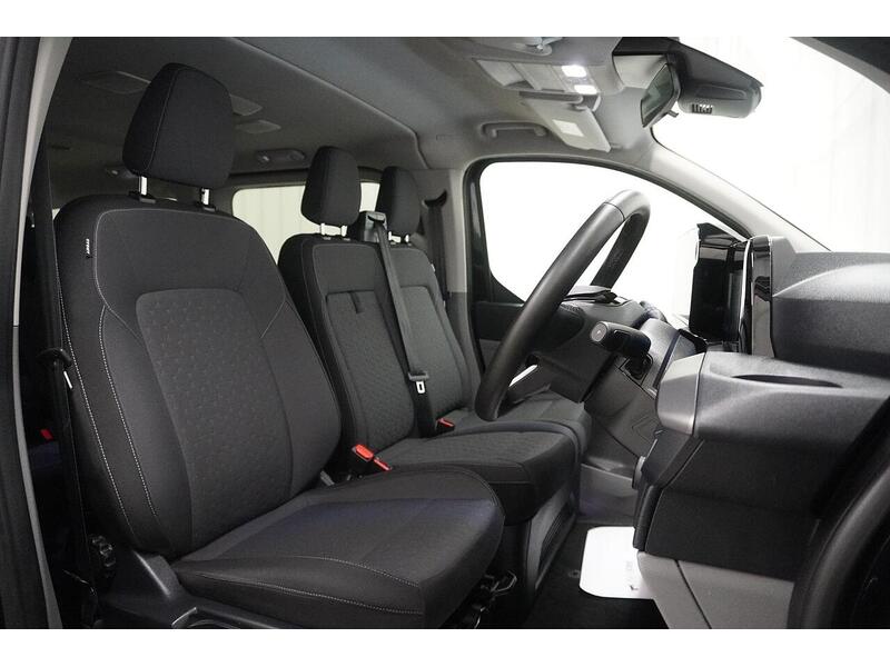 Ford Tourneo Custom Tourneo Custom 2.0 320 EcoBlue Titanium Luxe Auto L2 Euro 6 (s/s) 5dr - U118761