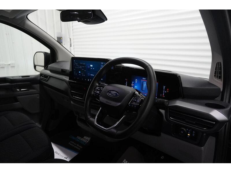 Ford Tourneo Custom Tourneo Custom 2.0 320 EcoBlue Titanium Luxe Auto L2 Euro 6 (s/s) 5dr - U118761