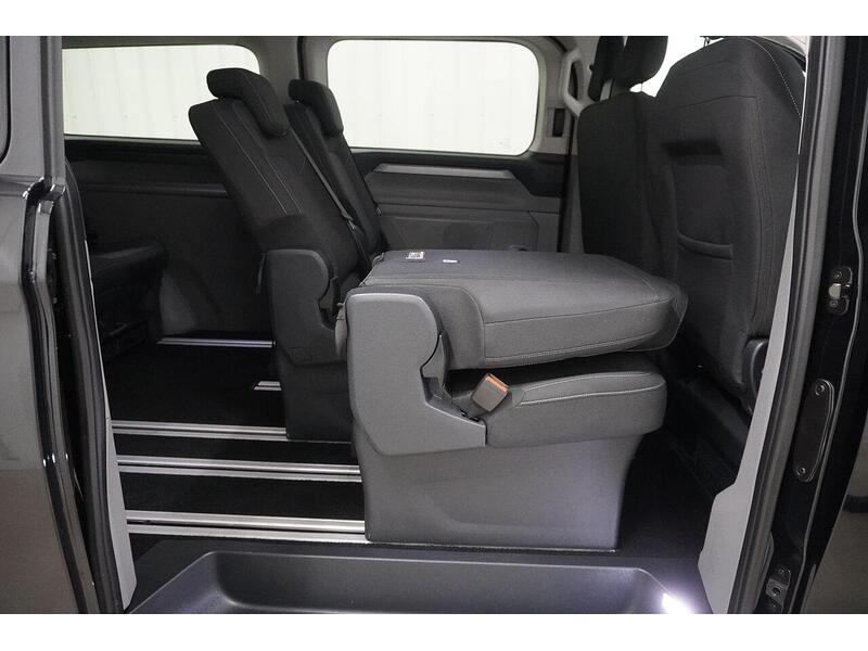 Ford Tourneo Custom Tourneo Custom 2.0 320 EcoBlue Titanium Luxe Auto L2 Euro 6 (s/s) 5dr - U118761