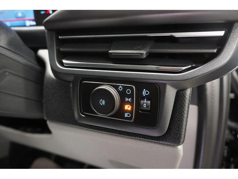 Ford Tourneo Custom Tourneo Custom 2.0 320 EcoBlue Titanium Luxe Auto L2 Euro 6 (s/s) 5dr - U118761