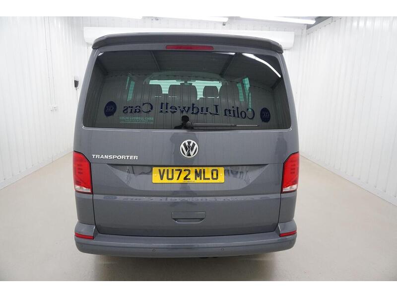 Volkswagen Transporter Transporter 2.0 TDI T32 Highline Kombi DSG FWD SWB Euro 6 (s/s) 5dr - U118820
