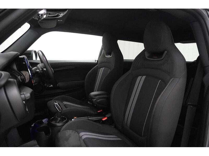 MINI Hatch Hatch 2.0 Cooper S Sport Steptronic Euro 6 (s/s) 3dr - U118865
