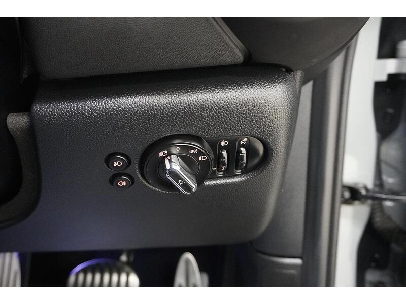 MINI Hatch Hatch 2.0 Cooper S Sport Steptronic Euro 6 (s/s) 3dr - U118865