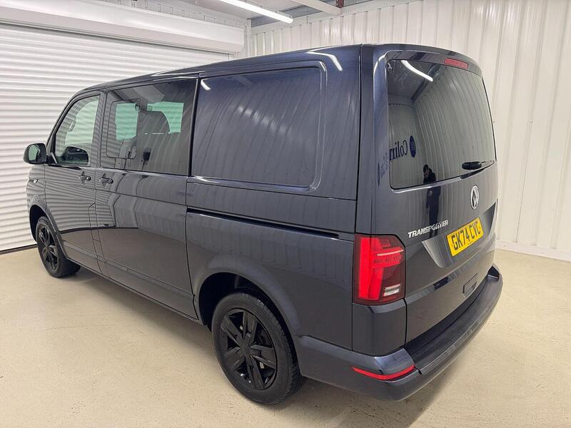 Volkswagen Transporter Transporter 2.0 TDI T32 Highline Kombi DSG FWD SWB Euro 6 (s/s) 5dr - U118874