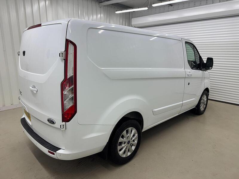 Ford Transit Custom Transit Custom 2.0 280 EcoBlue Limited L1 H1 Euro 6 (s/s) 5dr - U118888