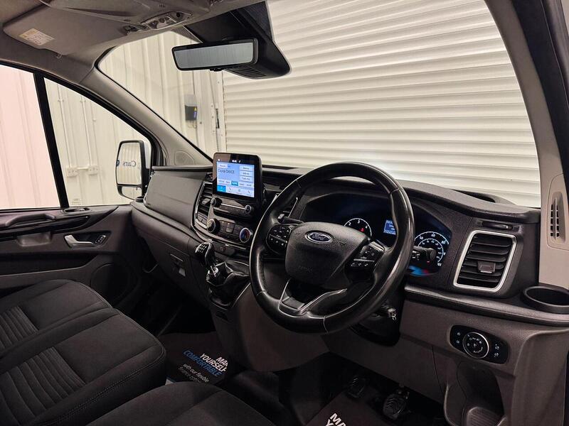 Ford Transit Custom Transit Custom 2.0 280 EcoBlue Limited L1 H1 Euro 6 (s/s) 5dr - U118888