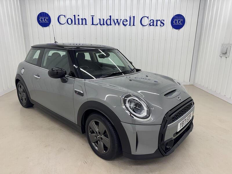 MINI Hatch Hatch 2.0 Cooper S Classic Euro 6 (s/s) 3dr - U118907