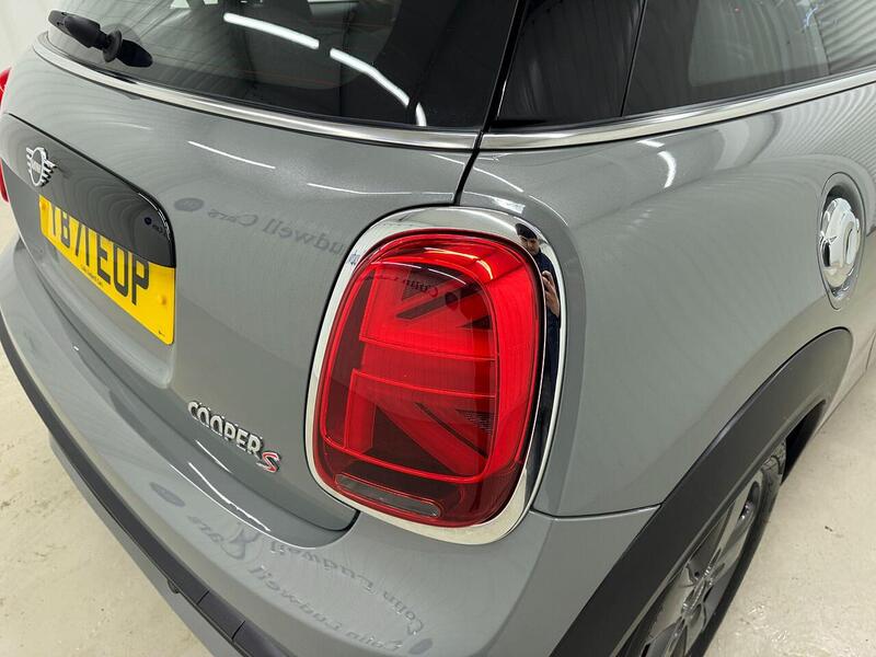 MINI Hatch Hatch 2.0 Cooper S Classic Euro 6 (s/s) 3dr - U118907