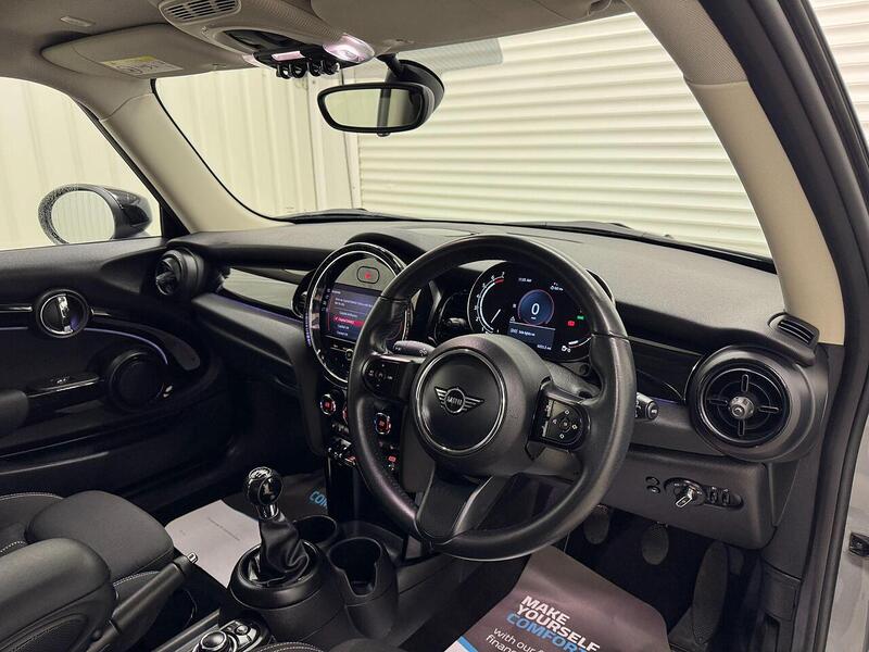 MINI Hatch Hatch 2.0 Cooper S Classic Euro 6 (s/s) 3dr - U118907