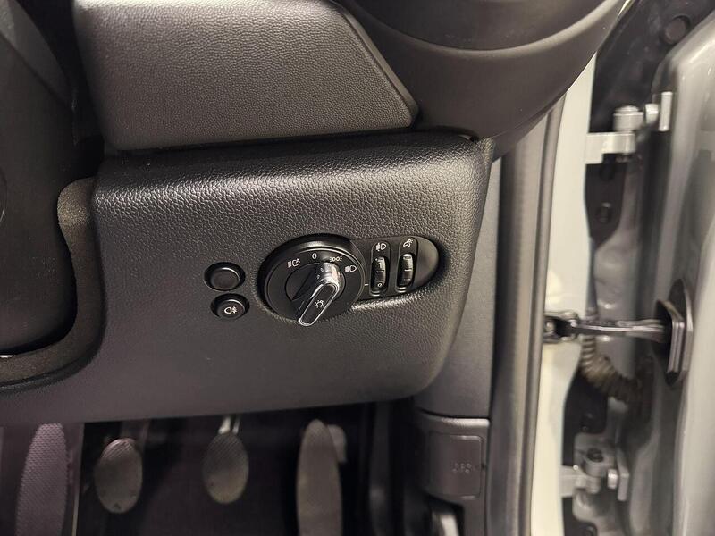 MINI Hatch Hatch 2.0 Cooper S Classic Euro 6 (s/s) 3dr - U118907