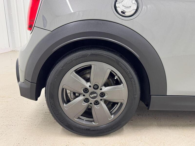 MINI Hatch Hatch 2.0 Cooper S Classic Euro 6 (s/s) 3dr - U118907