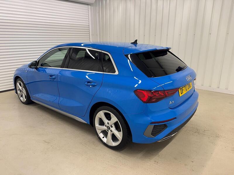 Audi A3 A3 1.0 TFSI 30 S line Sportback Euro 6 (s/s) 5dr - U118916