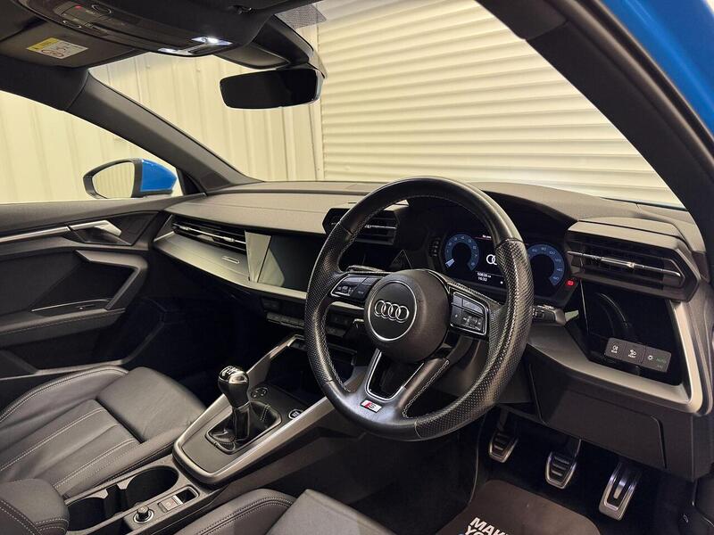 Audi A3 A3 1.0 TFSI 30 S line Sportback Euro 6 (s/s) 5dr - U118916