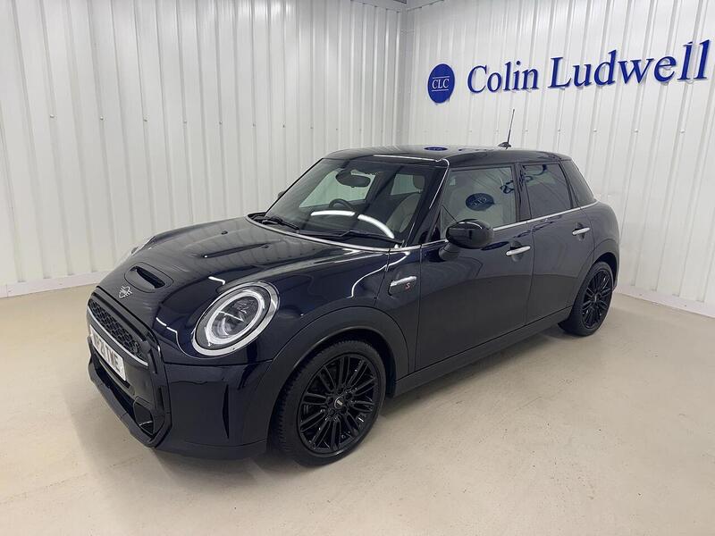 MINI Hatch Hatch 2.0 Cooper S Exclusive Euro 6 (s/s) 5dr - U118921