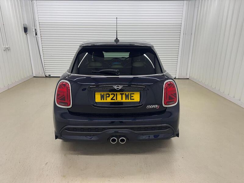 MINI Hatch Hatch 2.0 Cooper S Exclusive Euro 6 (s/s) 5dr - U118921