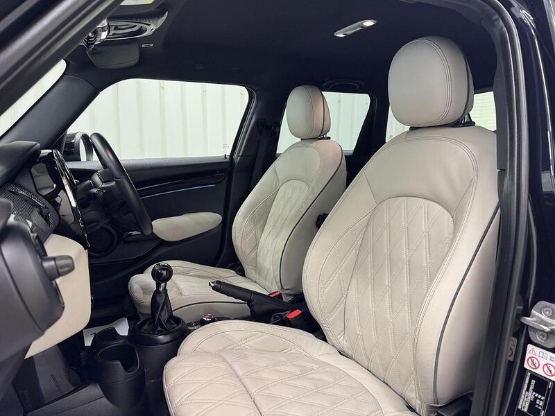 MINI Hatch Hatch 2.0 Cooper S Exclusive Euro 6 (s/s) 5dr - U118921