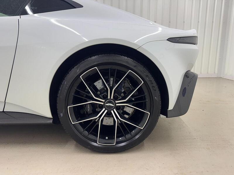 Aston Martin Vantage Vantage 4.0 V8 Coupe 2dr Petrol Auto Euro 6 (510 ps) - U118931