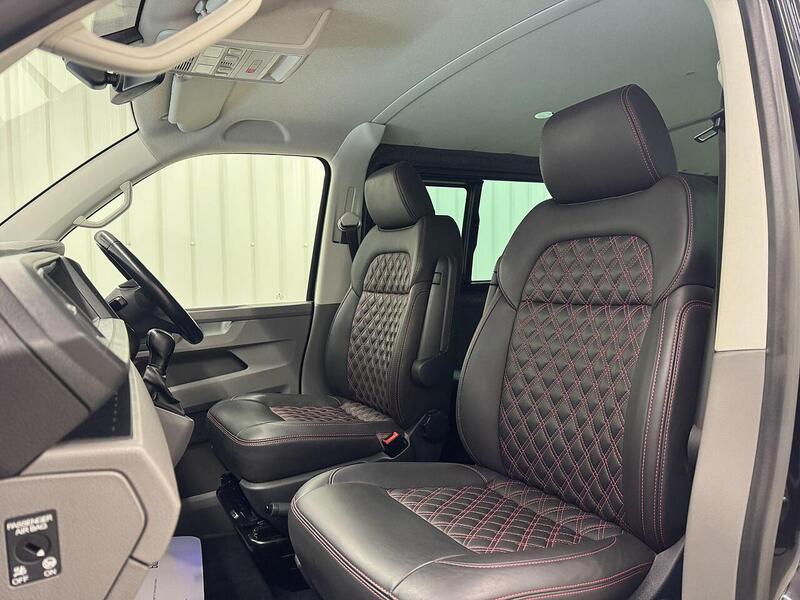 Volkswagen Transporter Transporter 2.0 BiTDI T32 Highline Kombi DSG FWD SWB Euro 6 (s/s) 5dr - U118981
