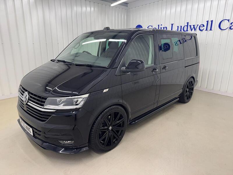 Volkswagen Transporter Transporter 2.0 BiTDI T32 Highline Kombi DSG FWD SWB Euro 6 (s/s) 5dr - U118981