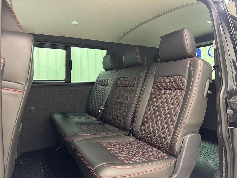 Volkswagen Transporter Transporter 2.0 BiTDI T32 Highline Kombi DSG FWD SWB Euro 6 (s/s) 5dr - U118981
