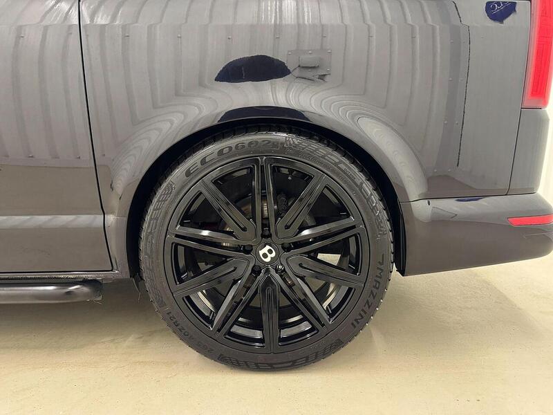 Volkswagen Transporter Transporter 2.0 BiTDI T32 Highline Kombi DSG FWD SWB Euro 6 (s/s) 5dr - U118981