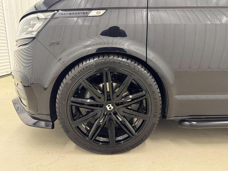 Volkswagen Transporter Transporter 2.0 BiTDI T32 Highline Kombi DSG FWD SWB Euro 6 (s/s) 5dr - U118981