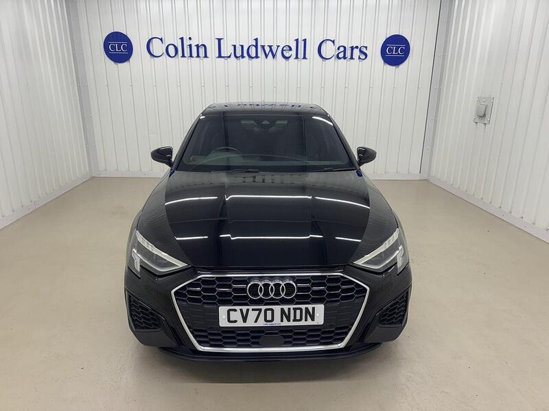 Audi A3 A3 1.5 TFSI 35 S line Euro 6 (s/s) 4dr - U118990