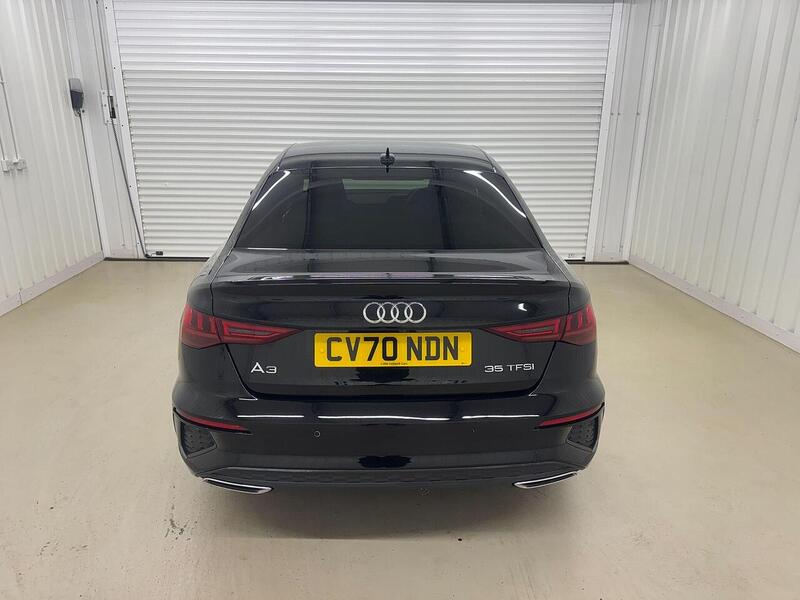 Audi A3 A3 1.5 TFSI 35 S line Euro 6 (s/s) 4dr - U118990