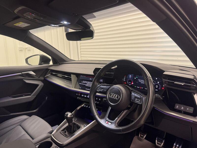 Audi A3 A3 1.5 TFSI 35 S line Euro 6 (s/s) 4dr - U118990