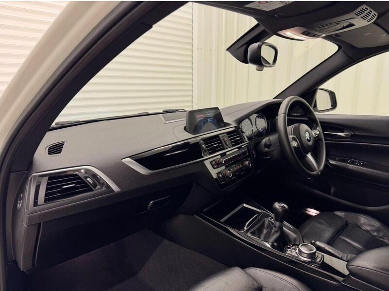 BMW 1 Series 1 Series 1.5 118i GPF M Sport Shadow Edition Euro 6 (s/s) 5dr - U119032