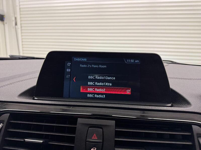 BMW 1 Series 1 Series 1.5 118i GPF M Sport Shadow Edition Euro 6 (s/s) 5dr - U119032