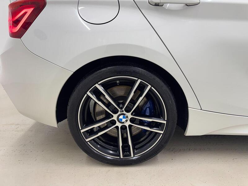 BMW 1 Series 1 Series 1.5 118i GPF M Sport Shadow Edition Euro 6 (s/s) 5dr - U119032