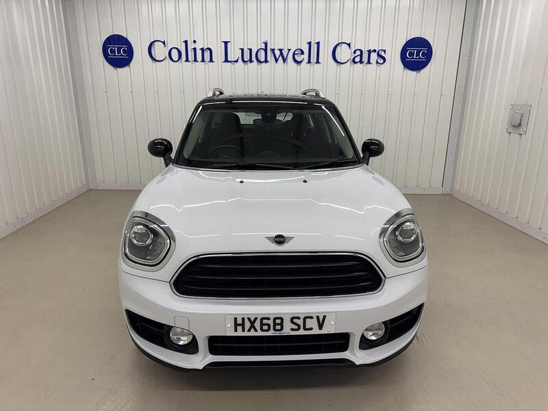 MINI Countryman Countryman 2.0 Cooper D Euro 6 (s/s) 5dr - U119047