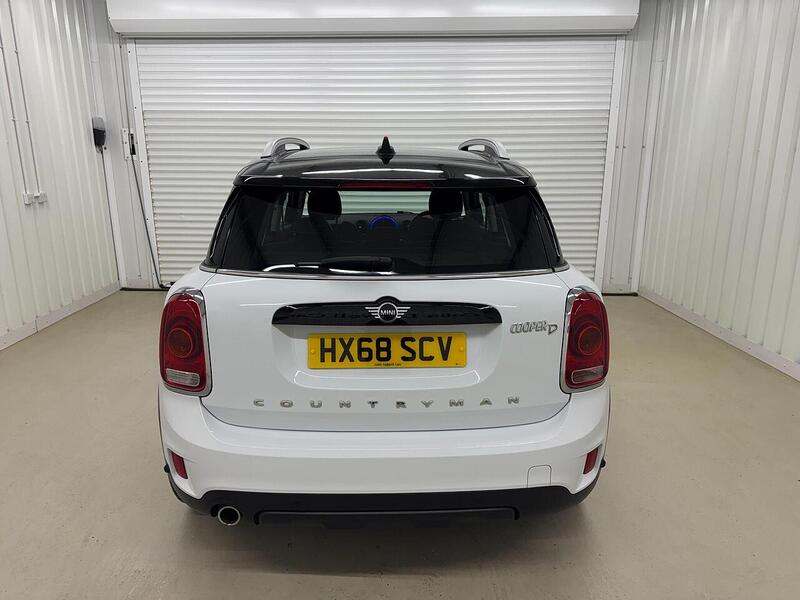 MINI Countryman Countryman 2.0 Cooper D Euro 6 (s/s) 5dr - U119047