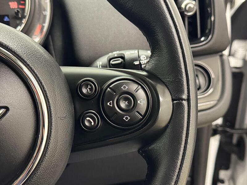 MINI Countryman Countryman 2.0 Cooper D Euro 6 (s/s) 5dr - U119047