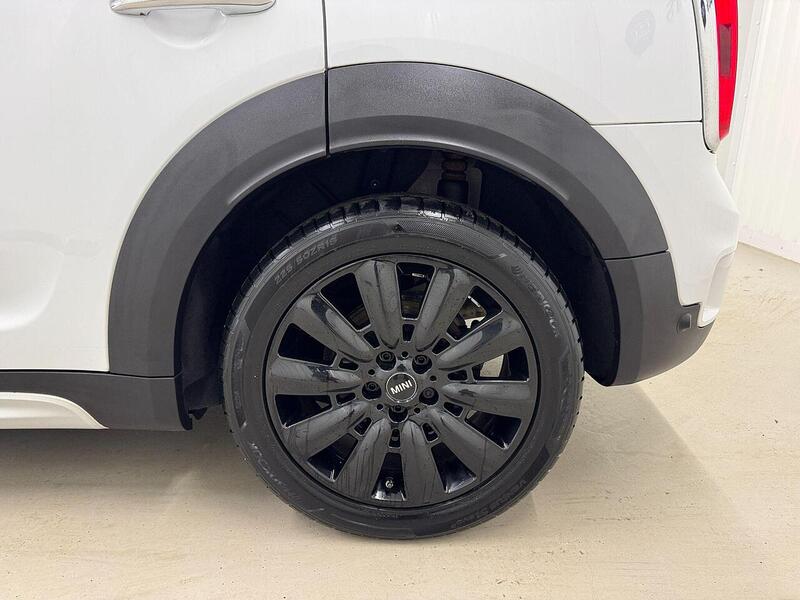 MINI Countryman Countryman 2.0 Cooper D Euro 6 (s/s) 5dr - U119047