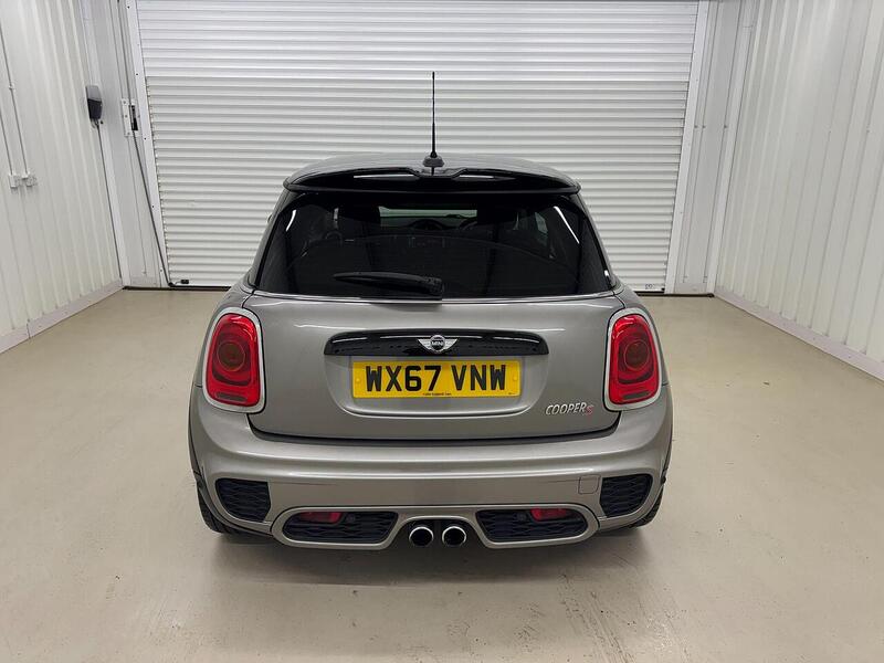 MINI Hatch Hatch 2.0 Cooper S Auto Euro 6 (s/s) 3dr - U119063