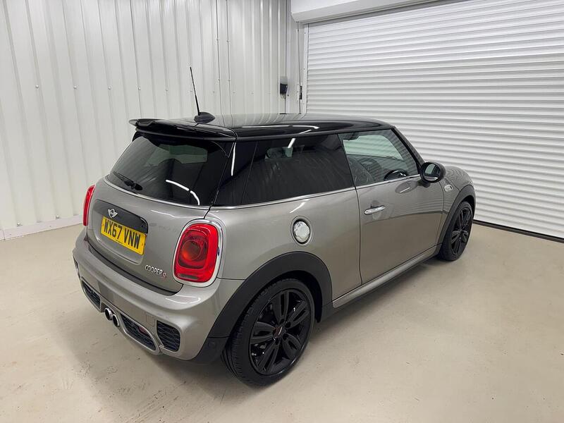 MINI Hatch Hatch 2.0 Cooper S Auto Euro 6 (s/s) 3dr - U119063