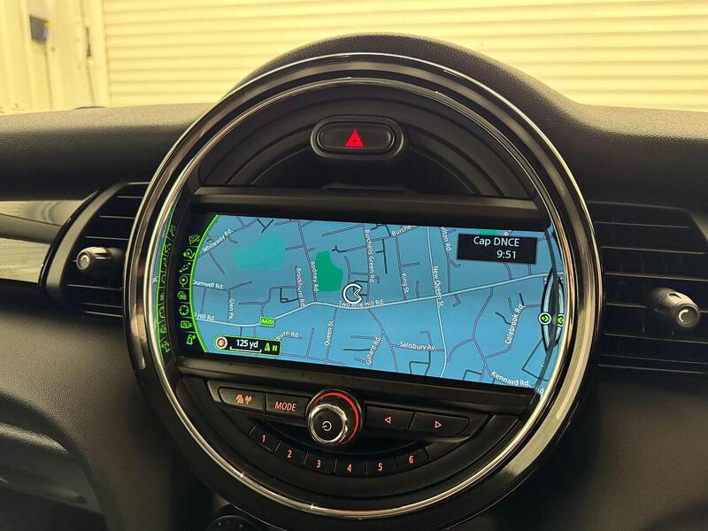 MINI Hatch Hatch 2.0 Cooper S Auto Euro 6 (s/s) 3dr - U119063