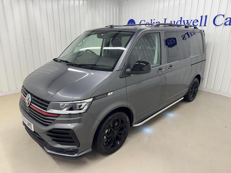 Volkswagen Transporter Transporter 2.0 BiTDI T32 Sportline Kombi Double Cab 5dr Diesel DSG FWD SWB Euro 6 (s/s) (204 ps) - U119064