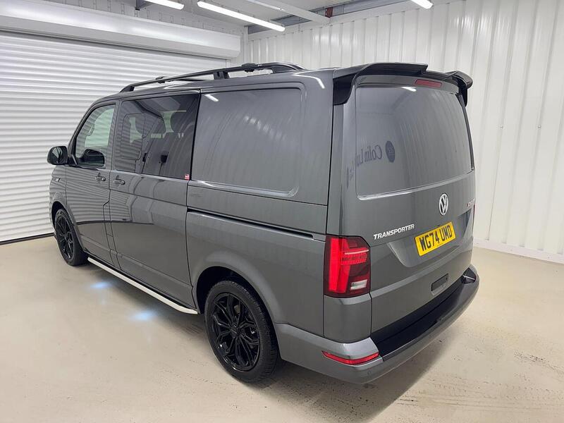 Volkswagen Transporter Transporter 2.0 BiTDI T32 Sportline Kombi Double Cab 5dr Diesel DSG FWD SWB Euro 6 (s/s) (204 ps) - U119064