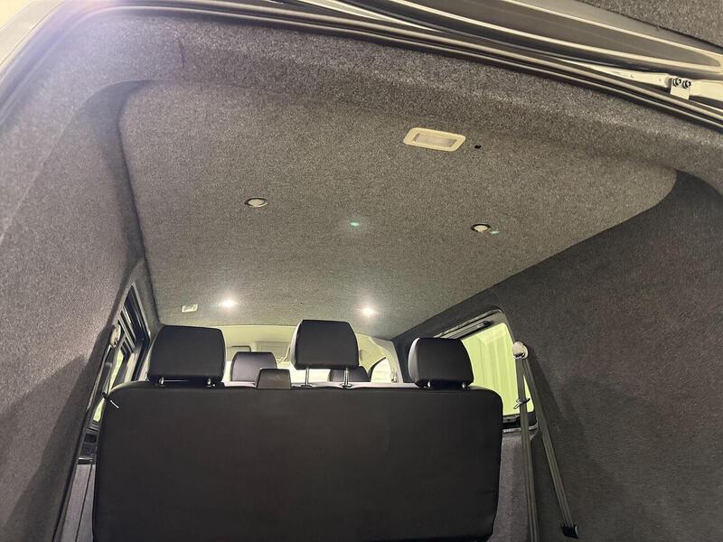 Volkswagen Transporter Transporter 2.0 BiTDI T32 Sportline Kombi Double Cab 5dr Diesel DSG FWD SWB Euro 6 (s/s) (204 ps) - U119064