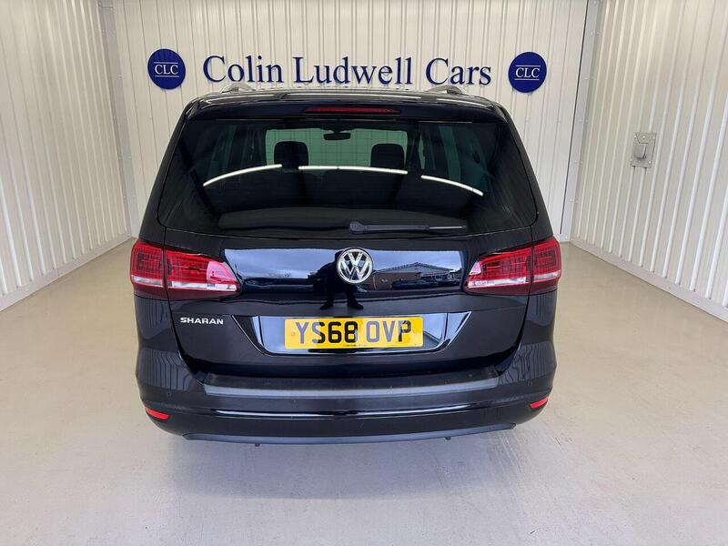 Volkswagen Sharan Sharan 2.0 TDI SE DSG Euro 6 (s/s) 5dr - U119087