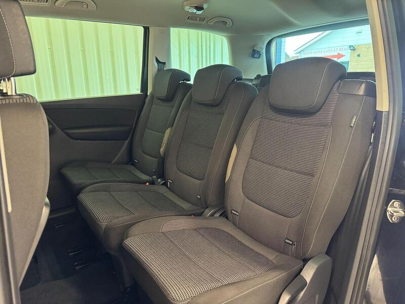 Volkswagen Sharan Sharan 2.0 TDI SE DSG Euro 6 (s/s) 5dr - U119087