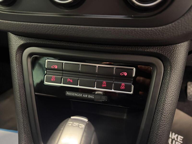 Volkswagen Sharan Sharan 2.0 TDI SE DSG Euro 6 (s/s) 5dr - U119087