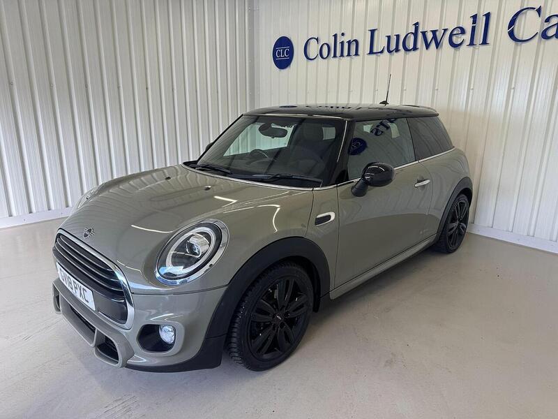 MINI Hatch Hatch 1.5 Cooper Steptronic Euro 6 (s/s) 3dr - U119100