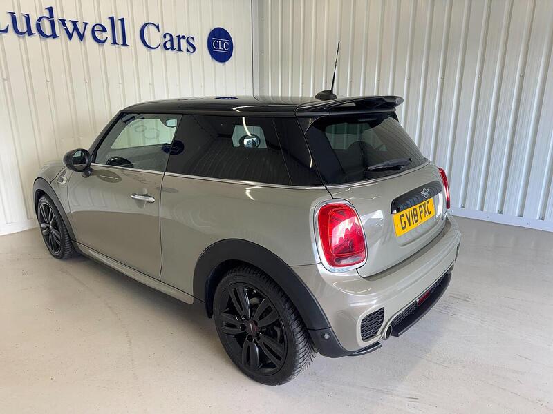 MINI Hatch Hatch 1.5 Cooper Steptronic Euro 6 (s/s) 3dr - U119100