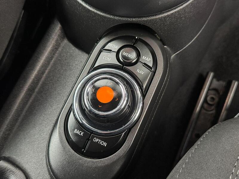 MINI Hatch Hatch 1.5 Cooper Steptronic Euro 6 (s/s) 3dr - U119100