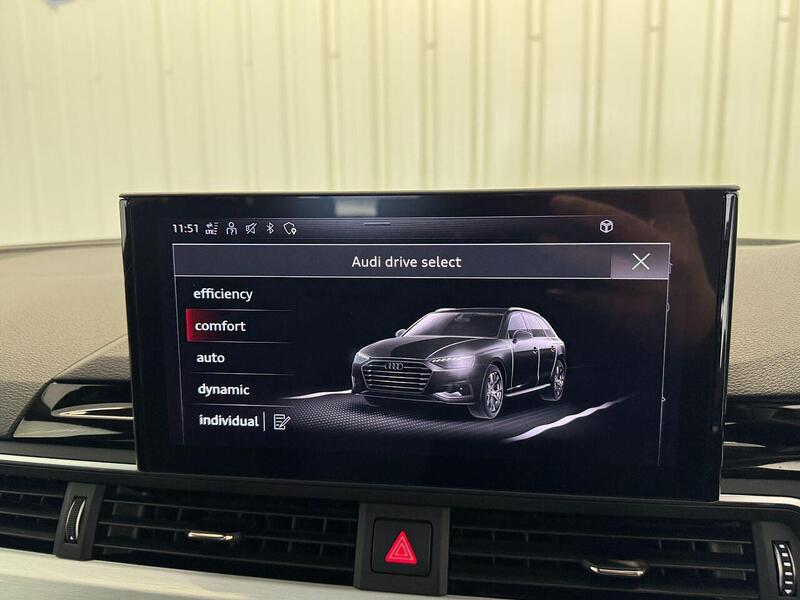 Audi A4 Avant A4 Avant 2.0 TDI 30 S line S Tronic Euro 6 (s/s) 5dr - U119113