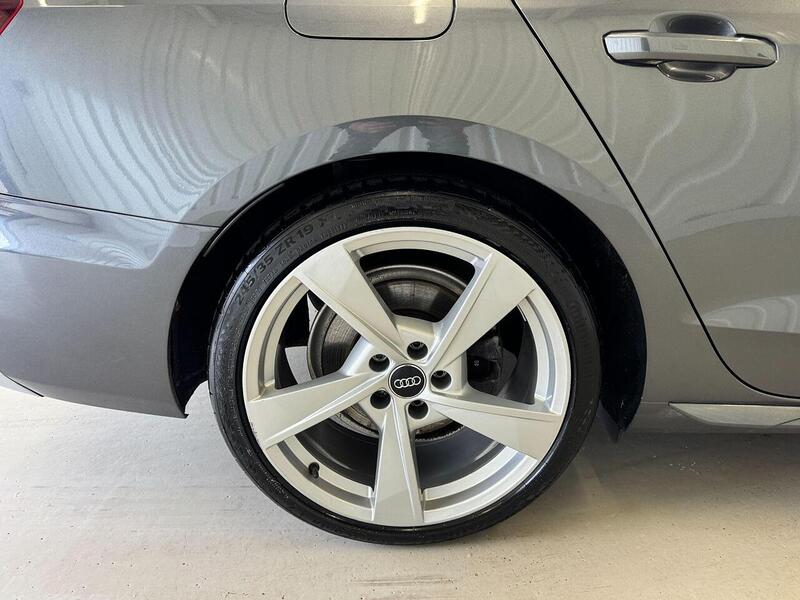Audi A4 Avant A4 Avant 2.0 TDI 30 S line S Tronic Euro 6 (s/s) 5dr - U119113